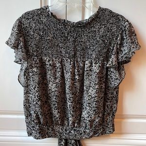 NWT Dynamite petite women’s short sleeve blouse, floral print, size PS